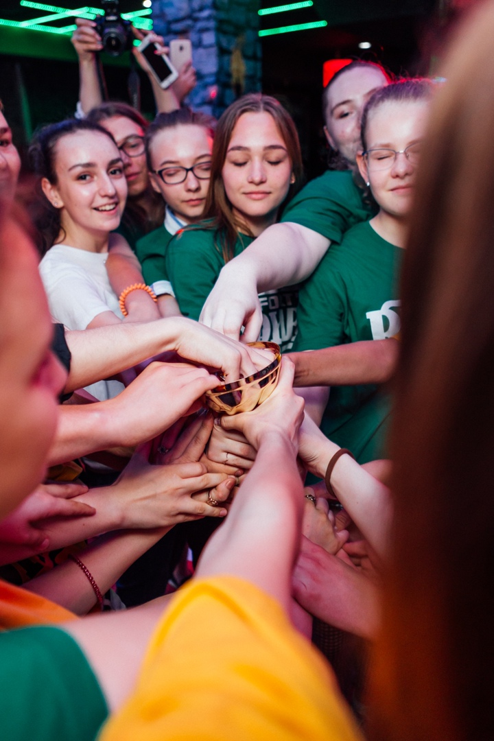 Профессиональные ведущие