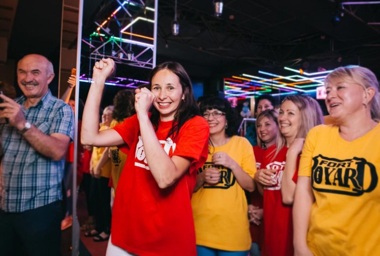 Дополним программу дискотекой